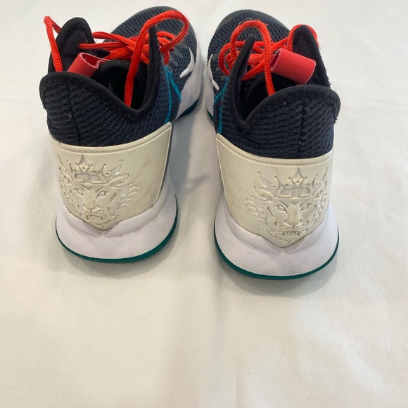 Nike Lebron Men's Witness IV Basketball Shoes - 11 - Picture 4 of 11